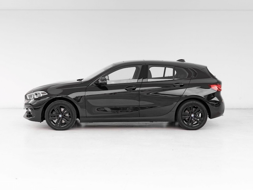 Foto do veículo BMW 118I  SPORT 1.5 TB 12V 2023 28.976 KM 179.000,00