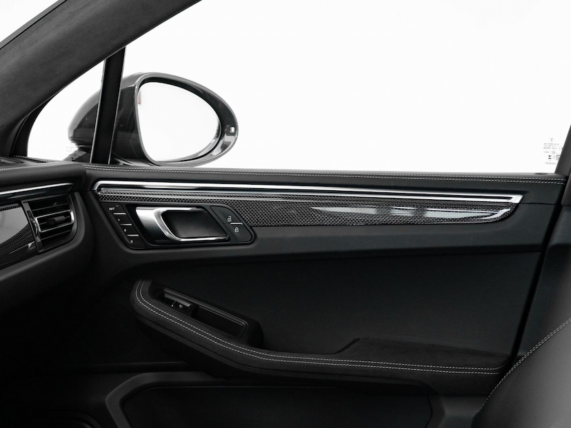 Foto do veículo PORSCHE MACAN  GTS 2024 5.710 KM 589.000,00