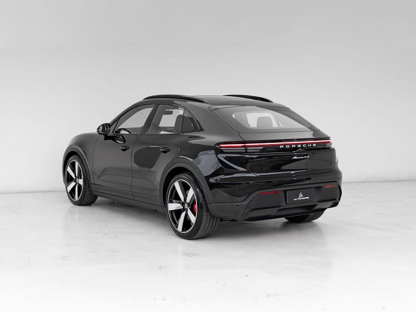 Foto do veículo PORSCHE MACAN  E4S 2025 4.025 KM 639.000,00
