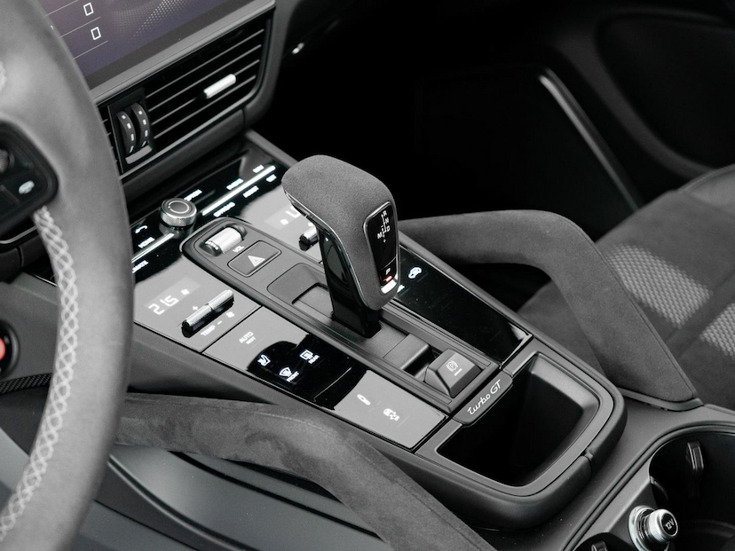 Foto do veículo PORSCHE CAYENNE  TURBO GT 4.0 V8 2023 16.156 KM 875.900,00
