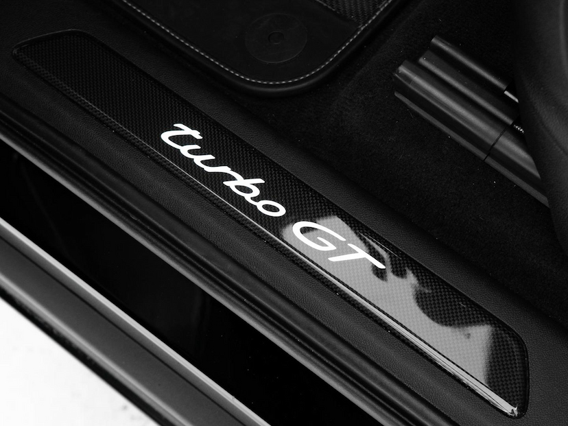 Foto do veículo PORSCHE CAYENNE  TURBO GT 4.0 V8 2023 16.156 KM 875.900,00