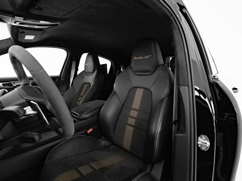 Foto do veículo PORSCHE CAYENNE  TURBO GT 4.0 V8 2023 16.156 KM 875.900,00