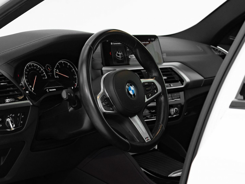 Foto do veículo BMW X4  XDRIVE30I 2019 33.919 KM 234.900,00