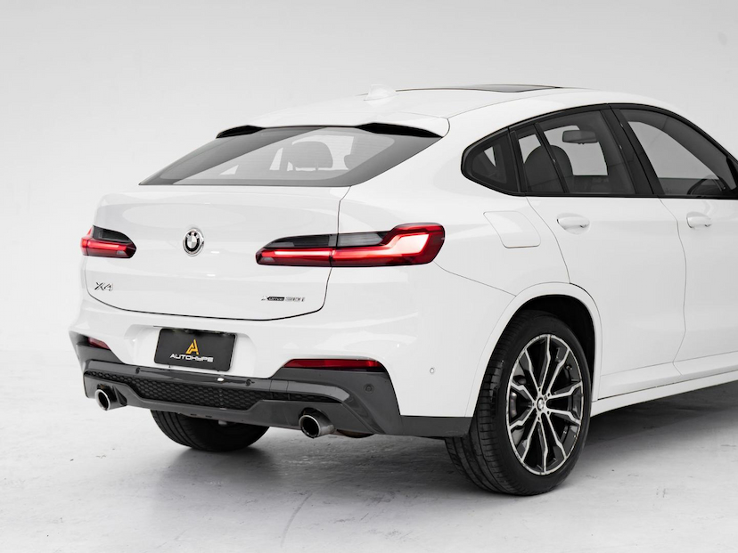 Foto do veículo BMW X4  XDRIVE30I 2019 33.919 KM 234.900,00