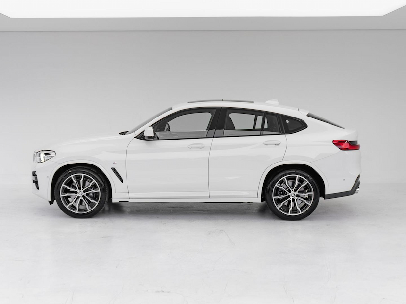 Foto do veículo BMW X4  XDRIVE30I 2019 33.919 KM 234.900,00