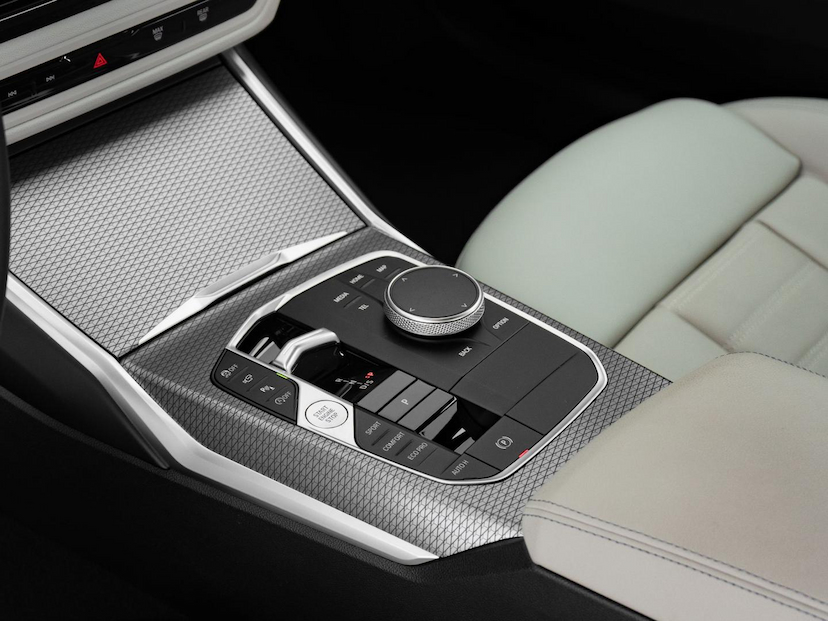 Foto do veículo BMW 320I  M SPORT FLEX 2025 13.465 KM 309.000,00