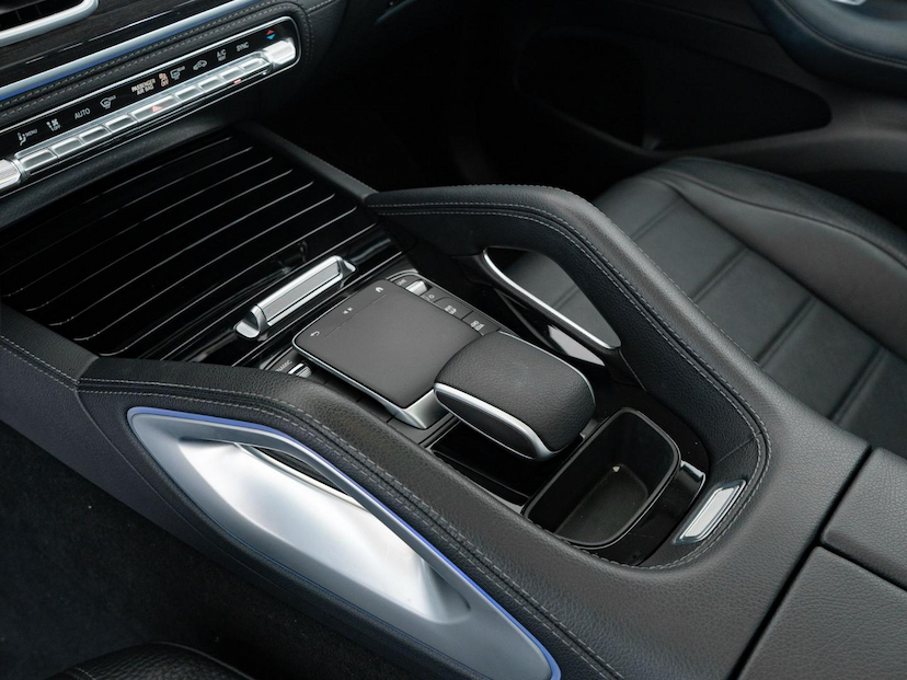 Foto do veículo MERCEDES-BENZ GLE 400 GLE400D 4M 2022 20.119 KM 379.000,00