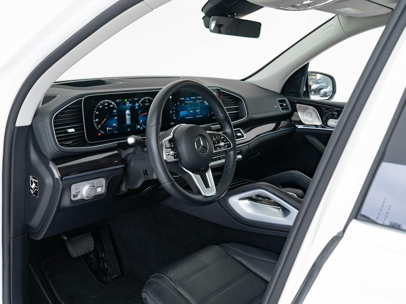 Foto do veículo MERCEDES-BENZ GLE 400 GLE400D 4M 2022 20.119 KM 379.000,00