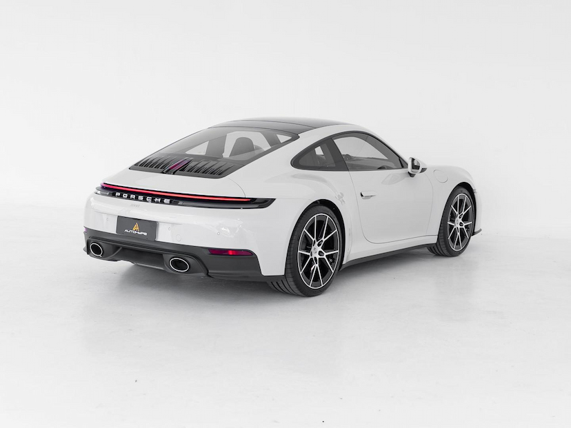 Foto do veículo PORSCHE 911 3.0 24V H6 GASOLINA CARRERA 4 PDK 2025 921 KM R$ 909.000,00
