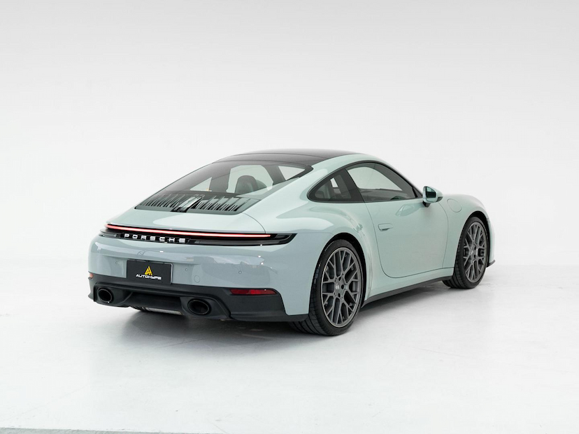 Foto do veículo PORSCHE 911 3.0 24V H6 GASOLINA CARRERA 4 PDK 2026 1.320 KM R$ 999.000,00