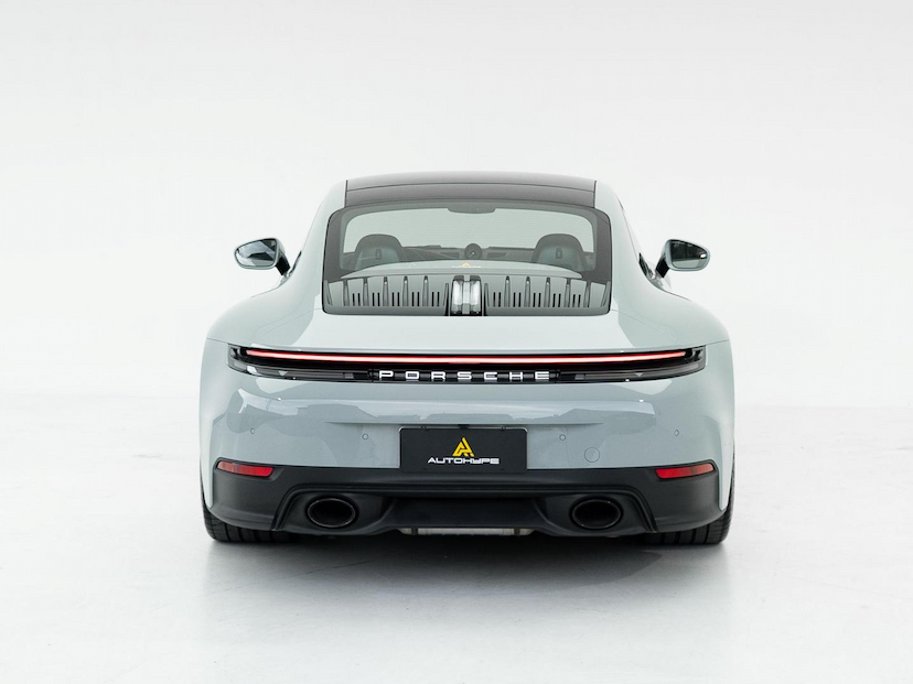 Foto do veículo PORSCHE 911 3.0 24V H6 GASOLINA CARRERA 4 PDK 2026 1.320 KM R$ 999.000,00