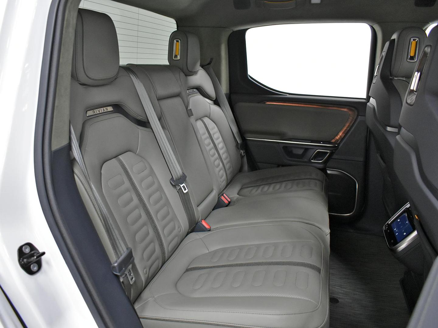 Foto do veículo RIVIAN R1T  2022 880 KM 990.000,00