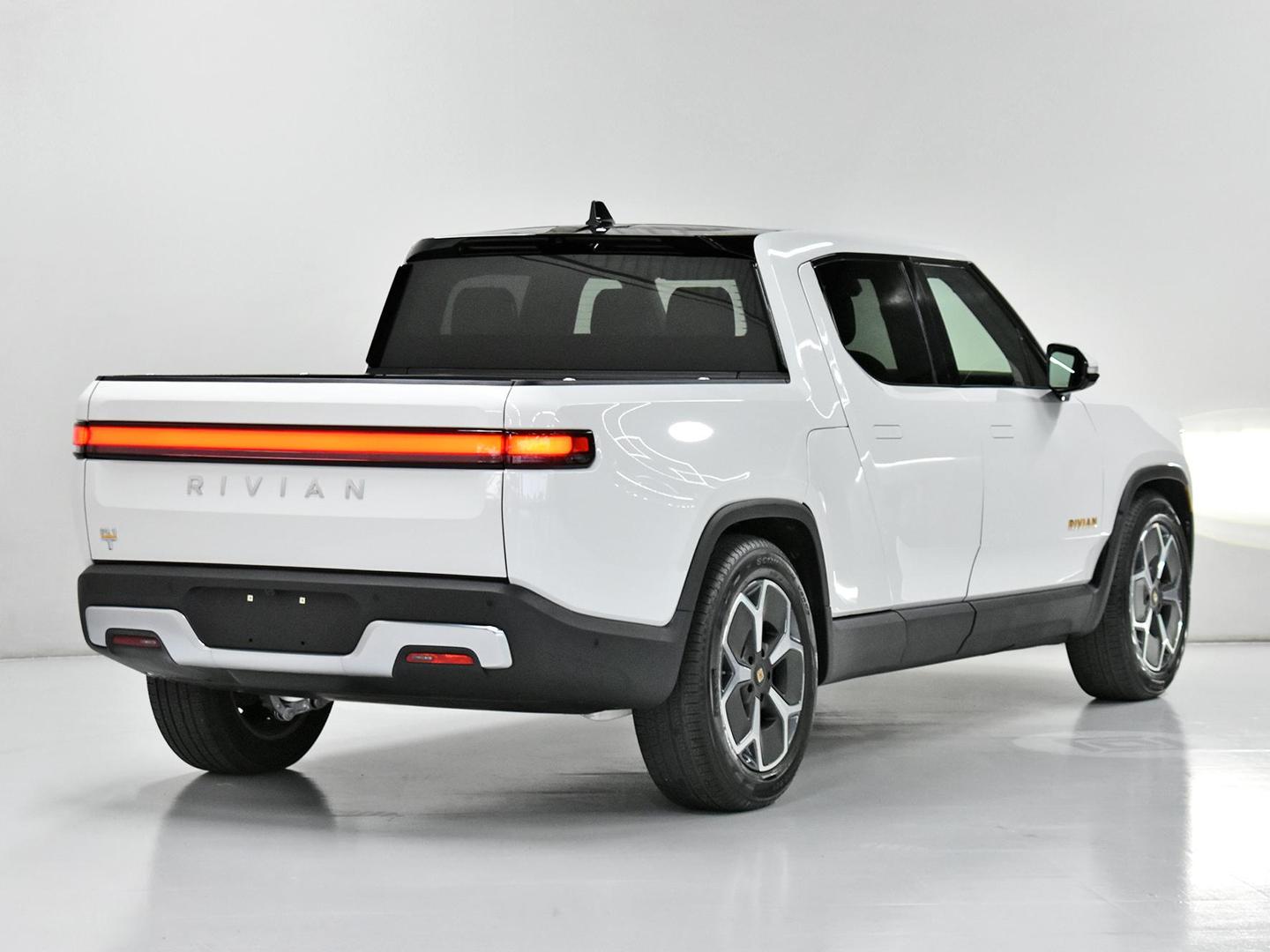 Foto do veículo RIVIAN R1T  2022 880 KM 990.000,00