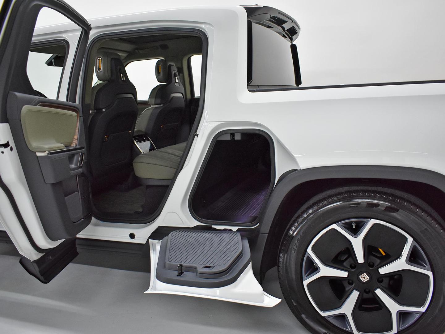 Foto do veículo RIVIAN R1T  2022 880 KM 990.000,00