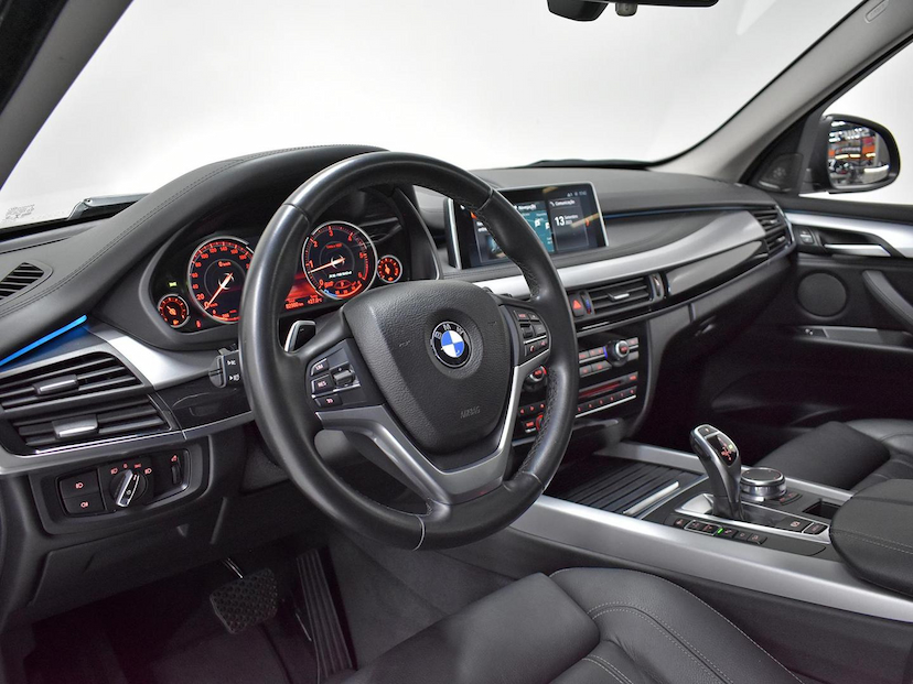 Foto do veículo BMW X5  XDRIVE 30D 3.0 258CV 2018 85.235 KM 249.000,00