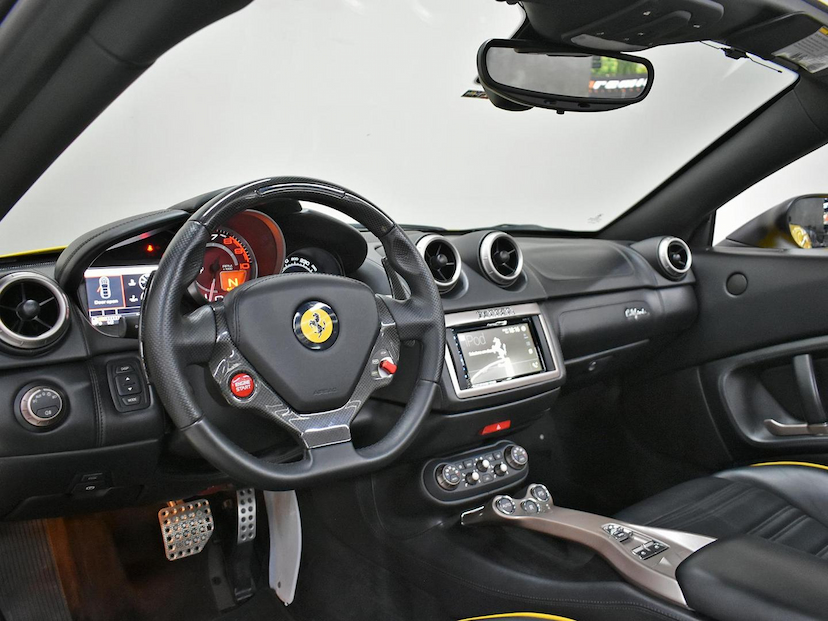 Foto do veículo FERRARI CALIFORNIA  2014 24.379 KM 1.690.000,00