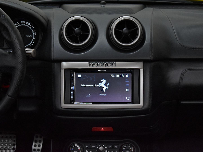 Foto do veículo FERRARI CALIFORNIA  2014 24.379 KM 1.690.000,00