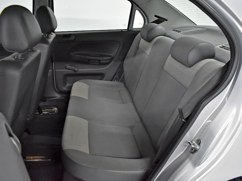Foto do veículo VOLKSWAGEN VOYAGE  1.0 8V G5 4P 2010 23.950 KM 49.000,00