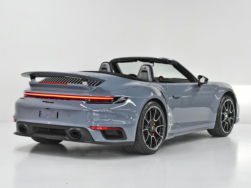 Foto do veículo PORSCHE 911  TURBO CABRIOLET 2024 1.100 KM 1.690.000,00