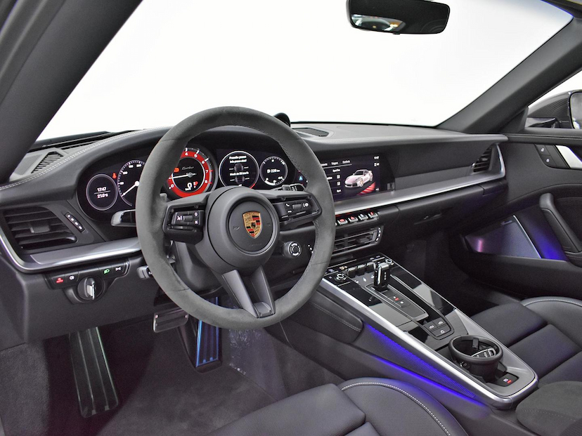 Foto do veículo PORSCHE 911  TURBO CABRIOLET 2024 1.100 KM 1.690.000,00