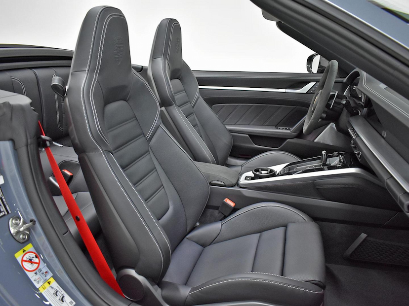 Foto do veículo PORSCHE 911  TURBO CABRIOLET 2024 1.100 KM 1.690.000,00