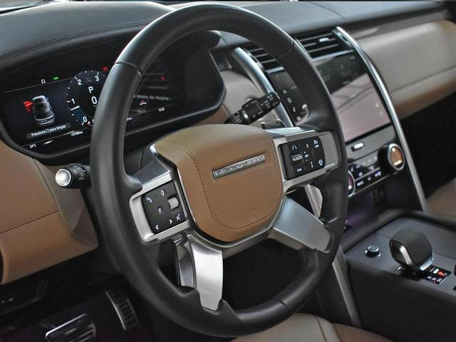 Foto do veículo LAND ROVER DISCOVERY  R-DYNAMIC S 3.0 4X4 DIE (HIB.) 2023 24.000 KM 630.000,00