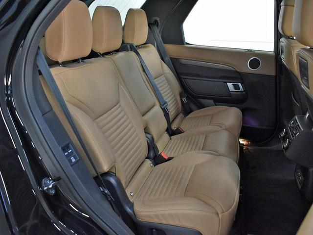 Foto do veículo LAND ROVER DISCOVERY  R-DYNAMIC S 3.0 4X4 DIE (HIB.) 2023 24.000 KM 630.000,00
