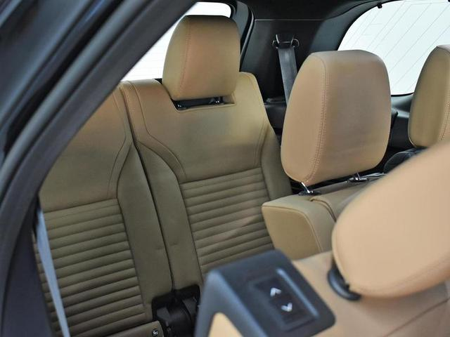 Foto do veículo LAND ROVER DISCOVERY  R-DYNAMIC S 3.0 4X4 DIE (HIB.) 2023 24.000 KM 630.000,00
