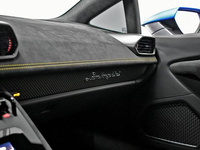 Foto do veículo LAMBORGHINI HURACAN  TECNICA COUPE LP 640-2 2023 90 KM 4.300.000,00