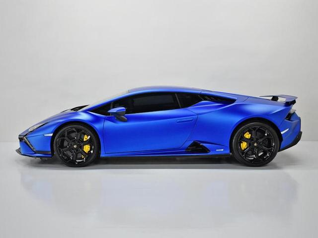 Foto do veículo LAMBORGHINI HURACAN  TECNICA COUPE LP 640-2 2023 90 KM 4.300.000,00