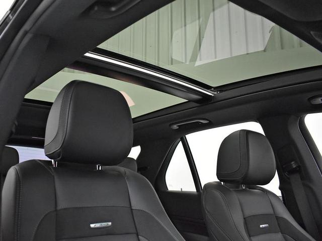 Foto do veículo MERCEDES-BENZ GLE 53 AMG  3.0 L6 GASOLINA 4MATIC+ 9G-TRONIC 2022 21.900 KM 685.000,00