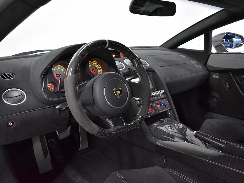 Foto do veículo LAMBORGHINI GALLARDO  COUPE SUPERLEGGERA LP570-4 2011 15.095 KM 1.500.000,00