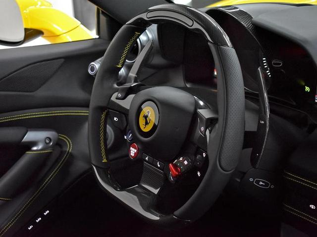 Foto do veículo FERRARI F8  TRIBUTO 2022 12.617 KM 4.100.000,00