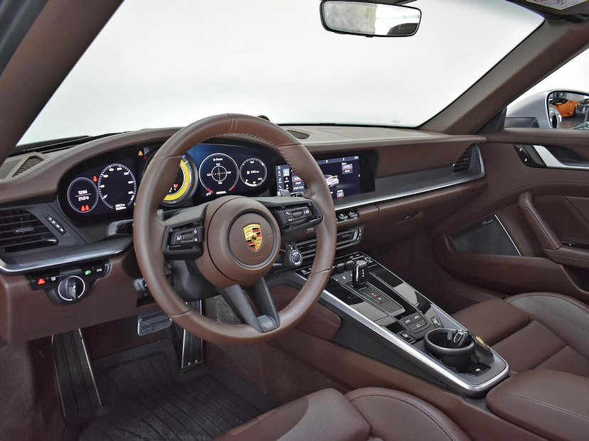 Foto do veículo PORSCHE 911  TURBO CABRIOLET 2021 17.188 KM 1.290.000,00