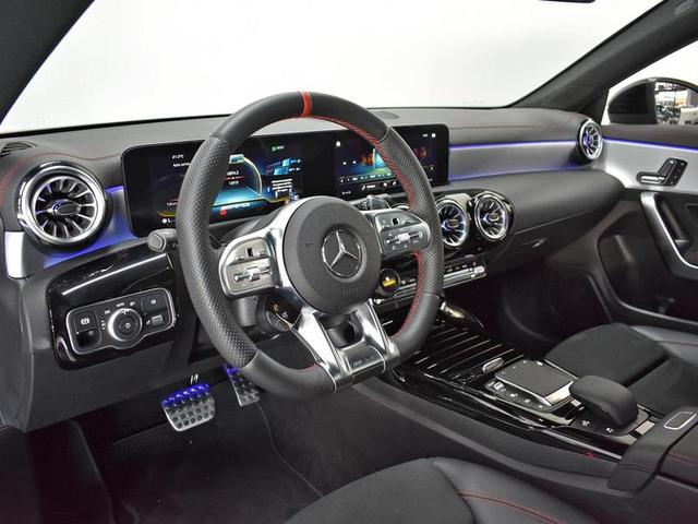 Foto do veículo MERCEDES-BENZ CLA -35 AMG 4MATIC 2.0 TB AUT. 2022 26.760 KM 375.000,00