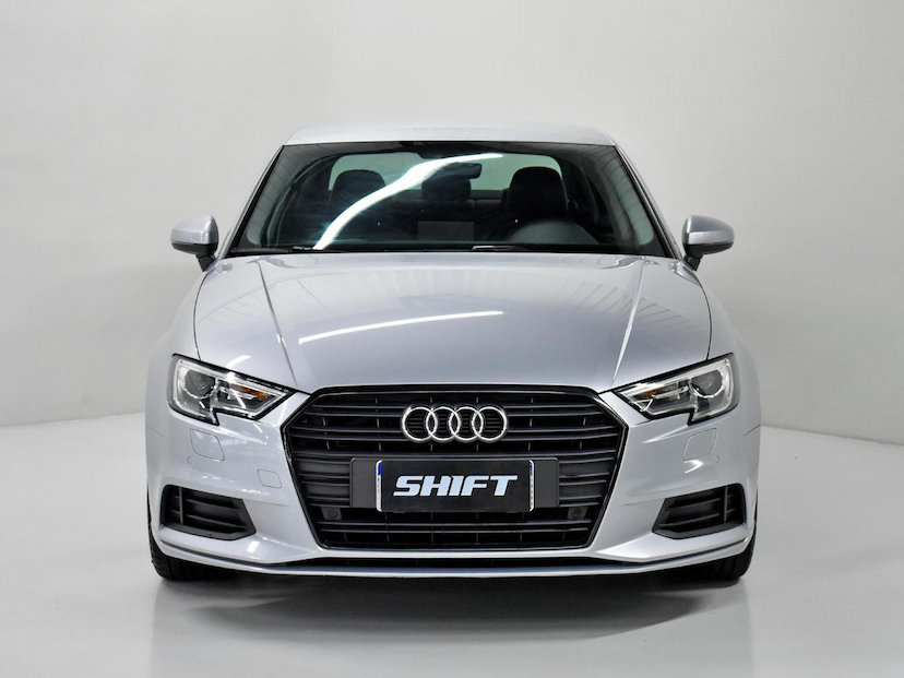 Foto do veículo AUDI A3  SEDAN PRESTIGE PLUS 1.4 TFSI FLEX TIPTRONIC 2019 60.495 KM 119.000,00