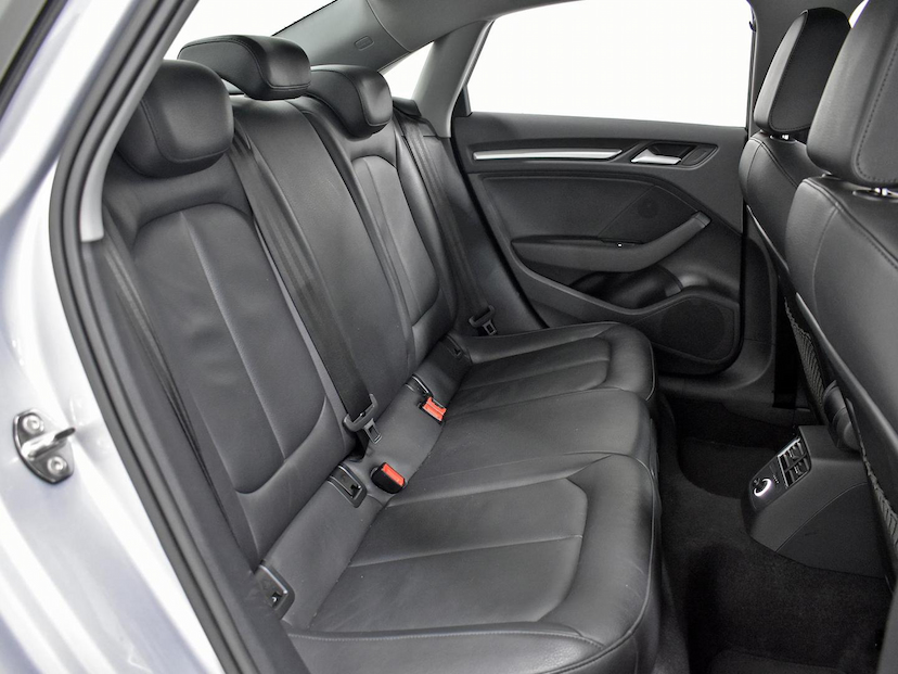 Foto do veículo AUDI A3  SEDAN PRESTIGE PLUS 1.4 TFSI FLEX TIPTRONIC 2019 60.495 KM 119.000,00