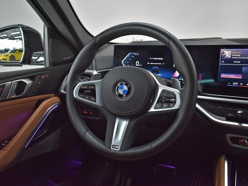 Foto do veículo BMW X6  XDRIVE 40I M SPORT 3.0 BI-TB (HIB.) 2024 7.607 KM 750.000,00