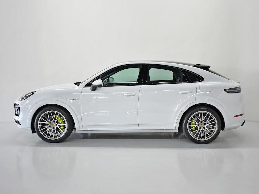 Foto do veículo PORSCHE CAYENNE  COUPE PLATINUM ED 3.0 (HIBRIDO) 2023 19.875 KM 695.000,00