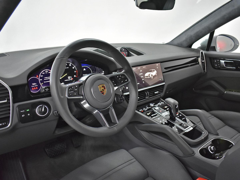 Foto do veículo PORSCHE CAYENNE  COUPE PLATINUM ED 3.0 (HIBRIDO) 2023 19.875 KM 695.000,00