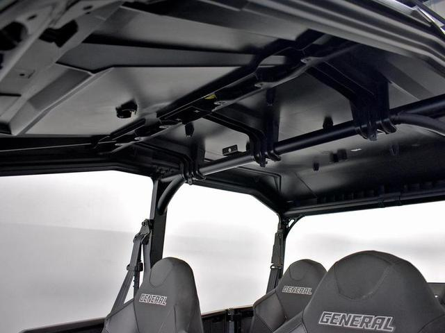 Foto do veículo POLARIS GENERAL  XP 4 1000 PREMIUM 2023 550 KM 165.000,00