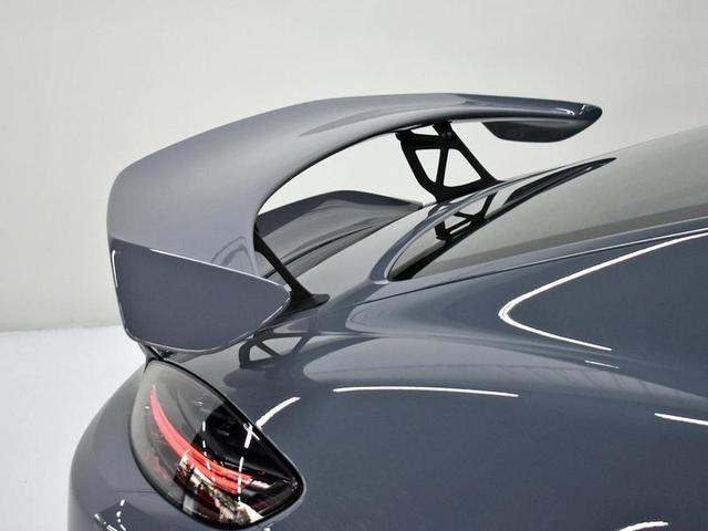Foto do veículo PORSCHE 718  CAYMAN GT4 4.0 420CV 2023 1.195 KM 1.070.000,00