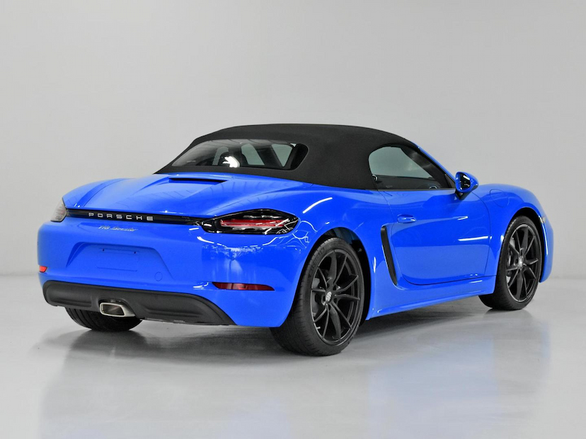 Foto do veículo PORSCHE 718  BOXSTER 2.0 300CV 2024 45 KM 695.000,00