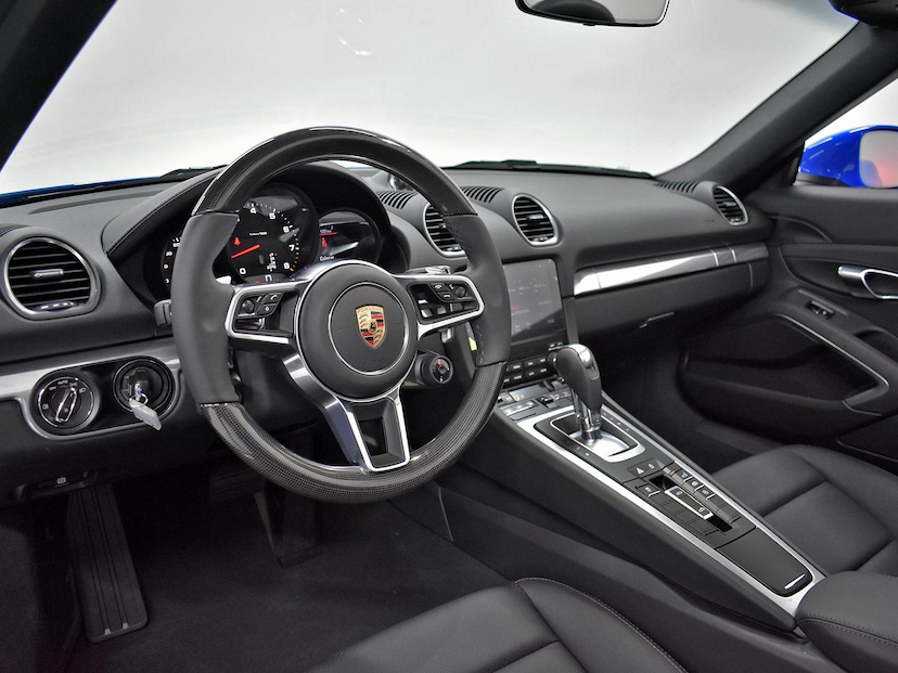 Foto do veículo PORSCHE 718  BOXSTER 2.0 300CV 2024 45 KM 695.000,00