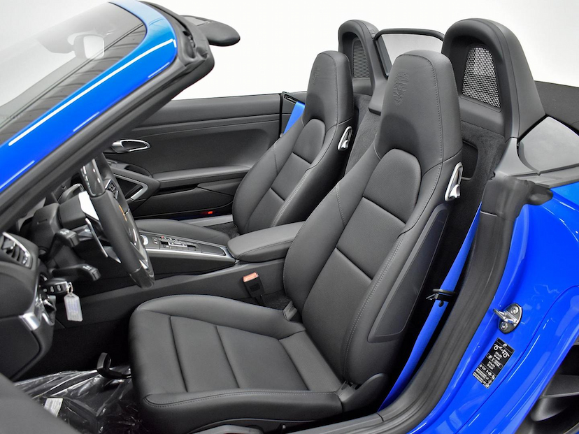 Foto do veículo PORSCHE 718  BOXSTER 2.0 300CV 2024 45 KM 695.000,00
