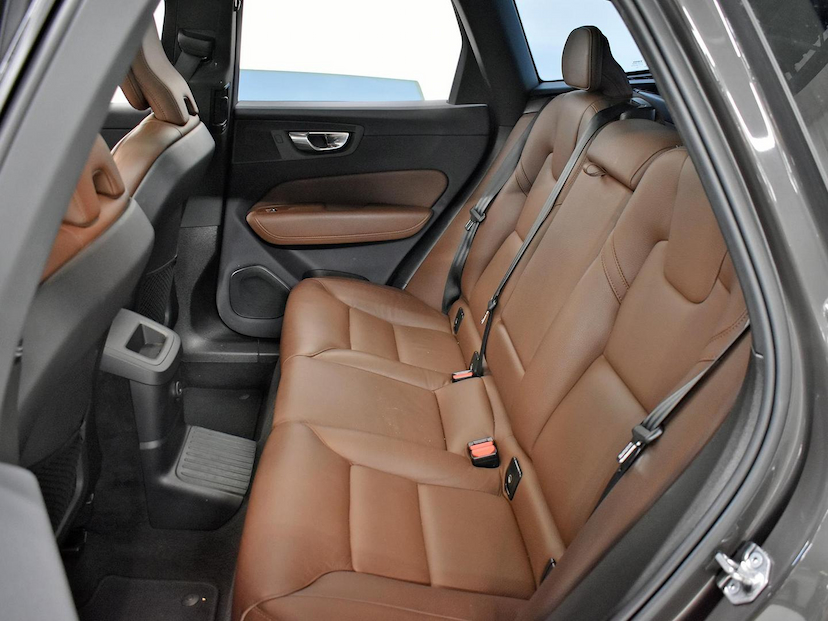 Foto do veículo VOLVO XC60  2.0 T8 RECHARGE INSCRIPTION EXPRESSION AWD GEARTRONIC 2022 38.668 KM 295.000,00