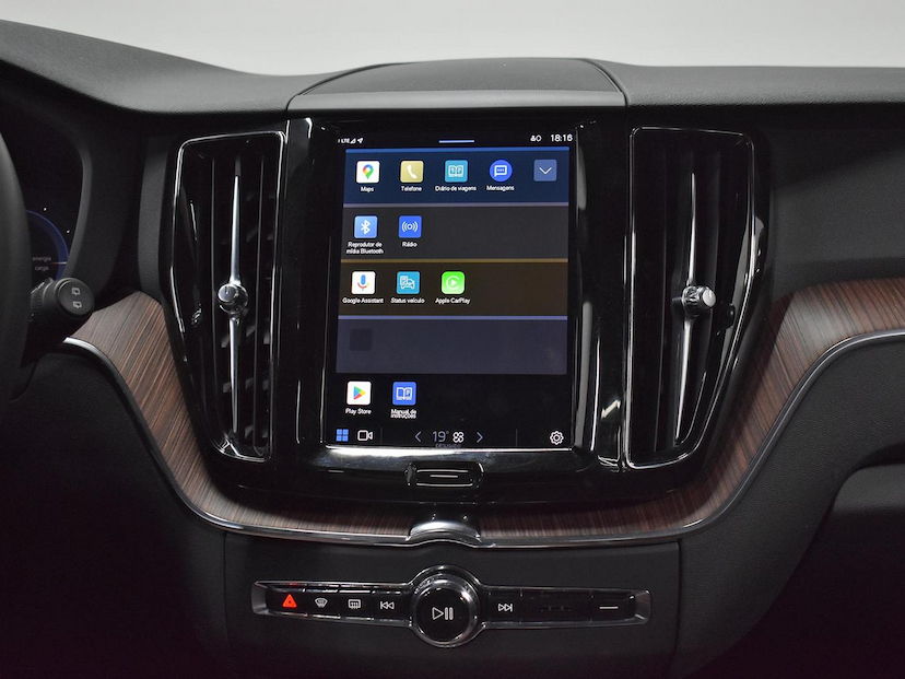 Foto do veículo VOLVO XC60  2.0 T8 RECHARGE INSCRIPTION EXPRESSION AWD GEARTRONIC 2022 38.668 KM 295.000,00