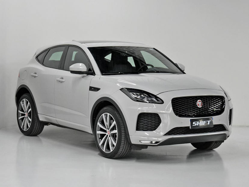 Foto do veículo JAGUAR E-PACE  R-DYNAMIC SE 2.0 AWD 300CV AUT. 2019 37.115 KM 229.000,00