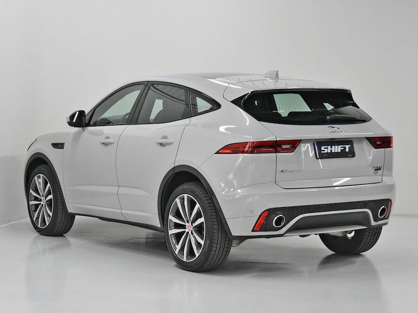 Foto do veículo JAGUAR E-PACE  R-DYNAMIC SE 2.0 AWD 300CV AUT. 2019 37.115 KM 229.000,00