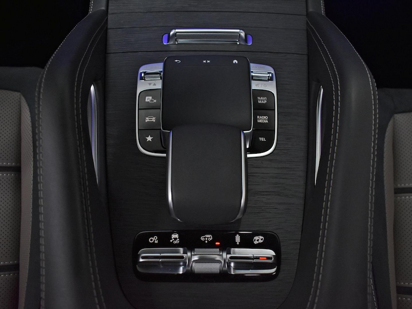 Foto do veículo MERCEDES-BENZ GLE 53 AMG  3.0 L6 GASOLINA 4MATIC+ 9G-TRONIC 2022 22.435 KM 680.000,00